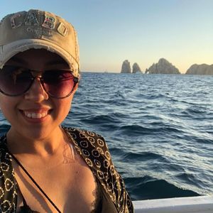 Meet your Posher, Rose